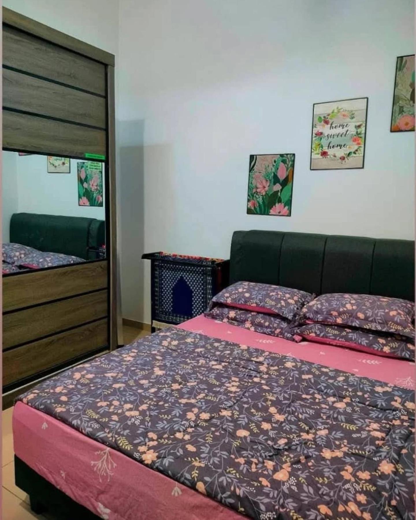 Aiman'S Rose Homestay Teluk Panglima Garang Экстерьер фото