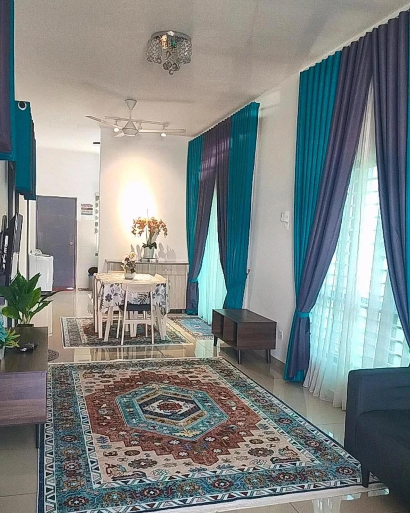 Aiman'S Rose Homestay Teluk Panglima Garang Экстерьер фото